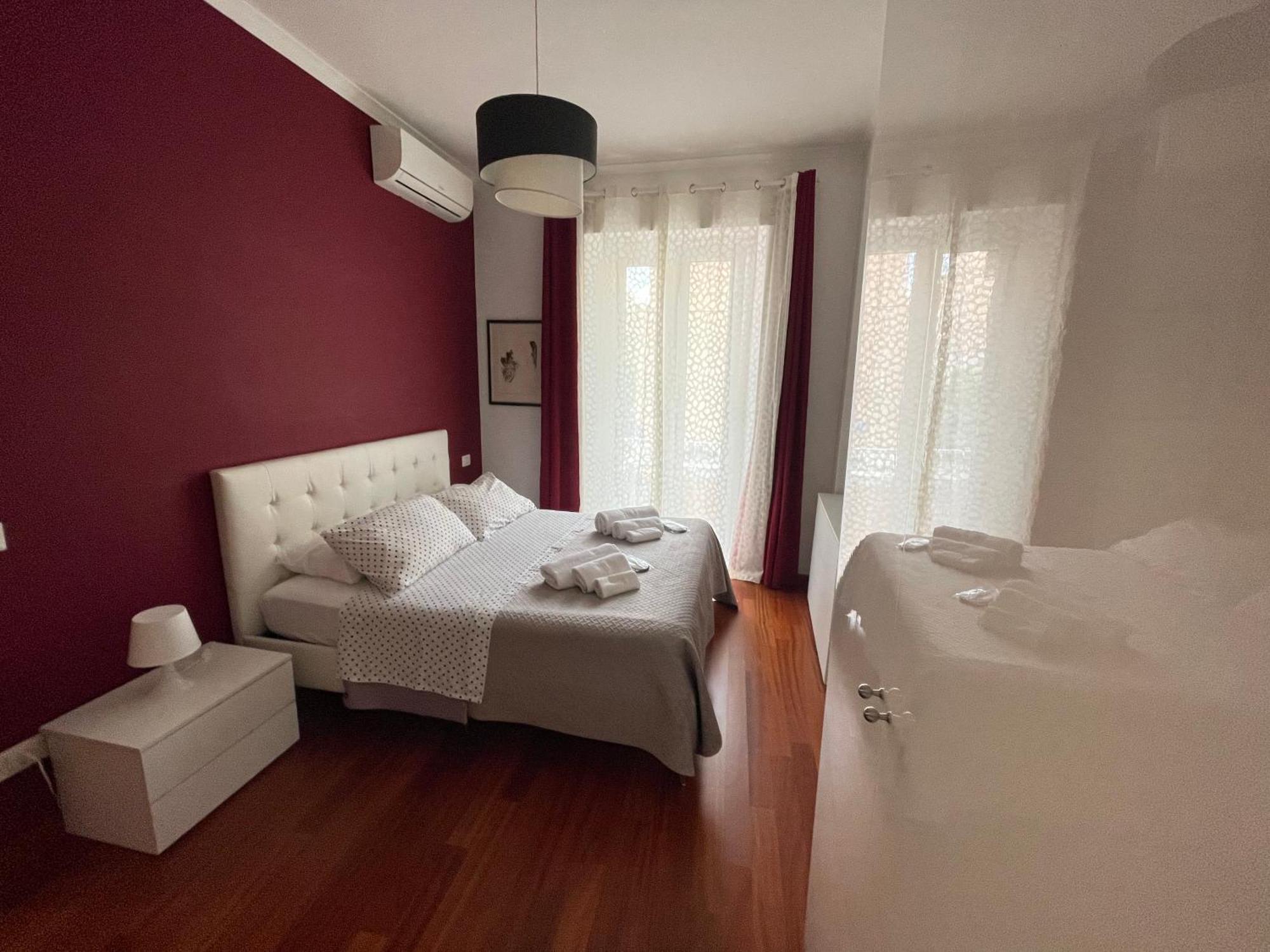Lucens Domus Appartamento Roma Quartiere Trieste - Vicino Metro B1 - Exteriér fotografie